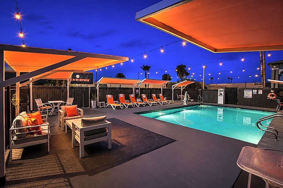 The Hotel Serene Glendale Peoria, Surestay Collection by BW