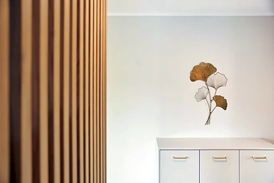 Symphony City Square Aparthotel