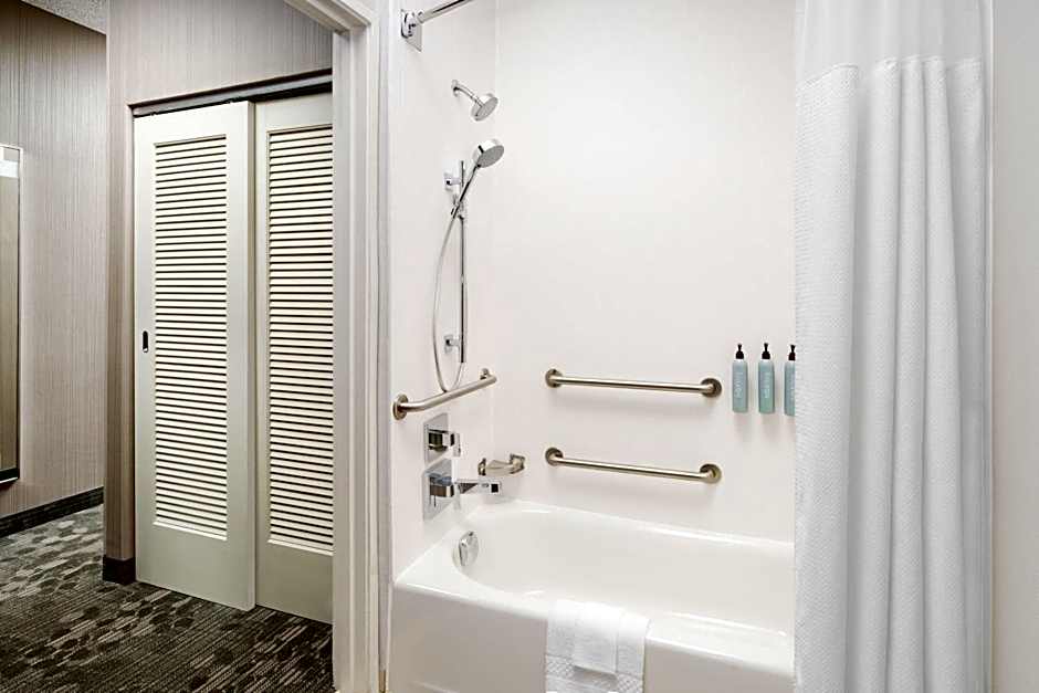 Courtyard by Marriott Roseville