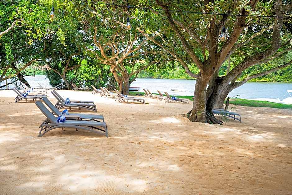 Ocean's Creek Beach Hotel