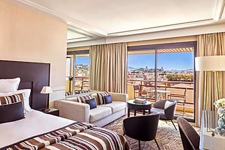 Junior Prestige Suite with Terrace