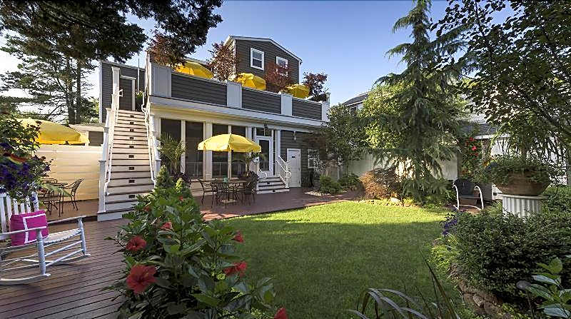 Rehoboth Guest House - Adults only