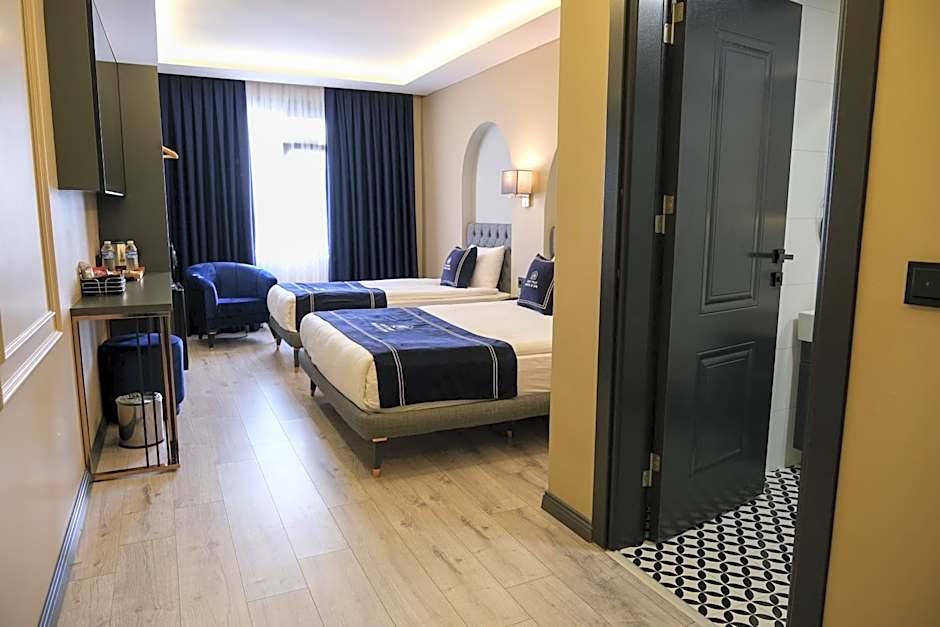 Plus Hotel & Private Transportation İstanbul Airport-By Loft