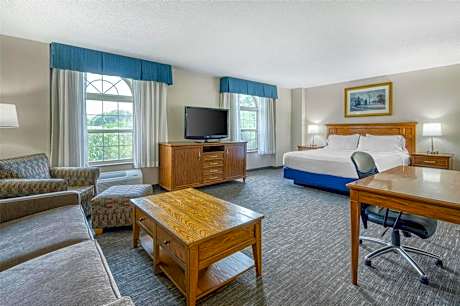 SureStay Plus Hotel by Best Western Elizabethtown Hershey
