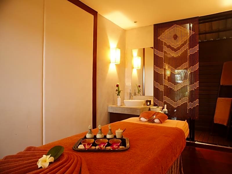 Hansar Casuarina Cha am