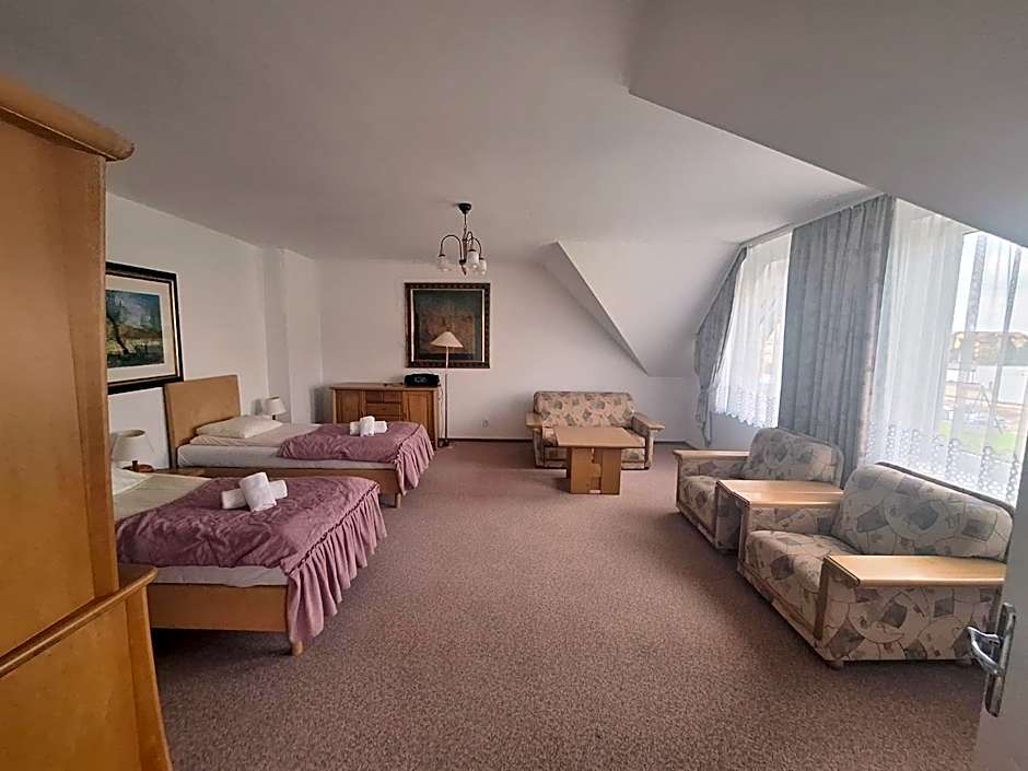 Politechnika Warszawska Ośrodek Wypoczynkowy