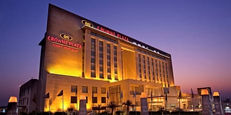Crowne Plaza New Delhi Okhla By IHG