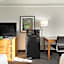 Howard Johnson by Wyndham Sacramento Downtown