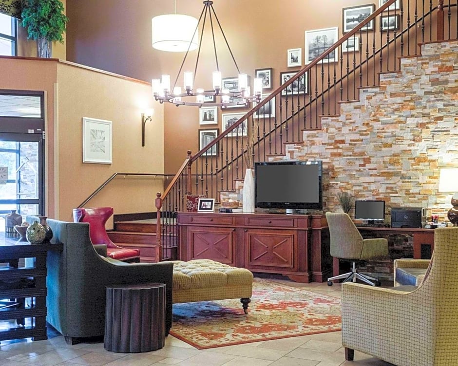 Comfort Suites Starkville
