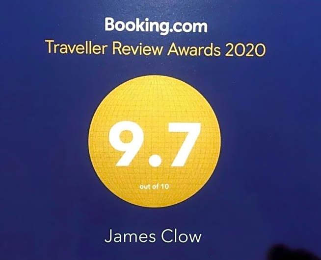James Clow Bed & Breakfast & Apartments