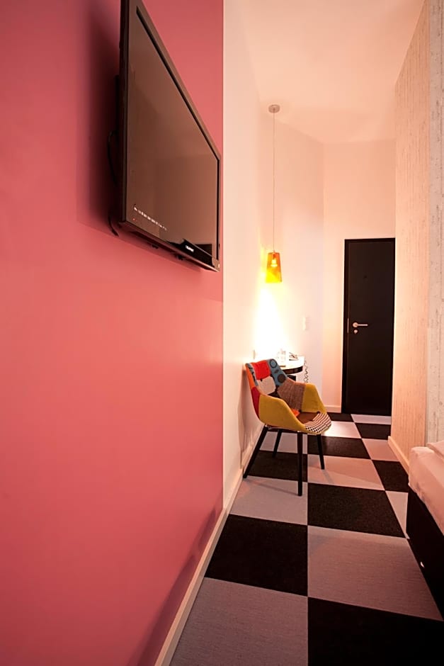 Hotel Cristall - Frankfurt City