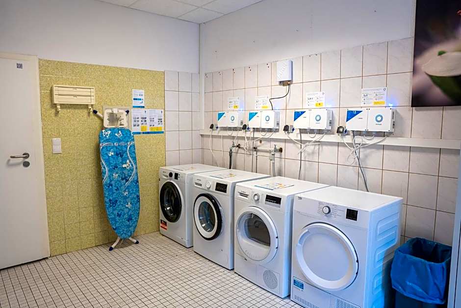 Honeybee Properties Mosel