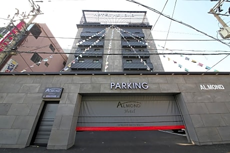 almond hotel Gupo station