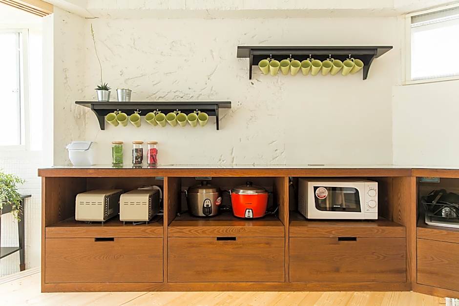 Mr Lobster's Secret Den Design Hostel