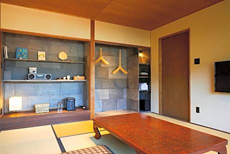 Japanese-Style Quadruple Room