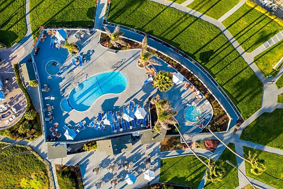 The Seacrest Oceanfront Hotel