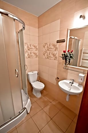 Triple Room with Bathroom