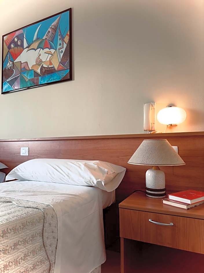 Albergo Trattoria AL TAJ