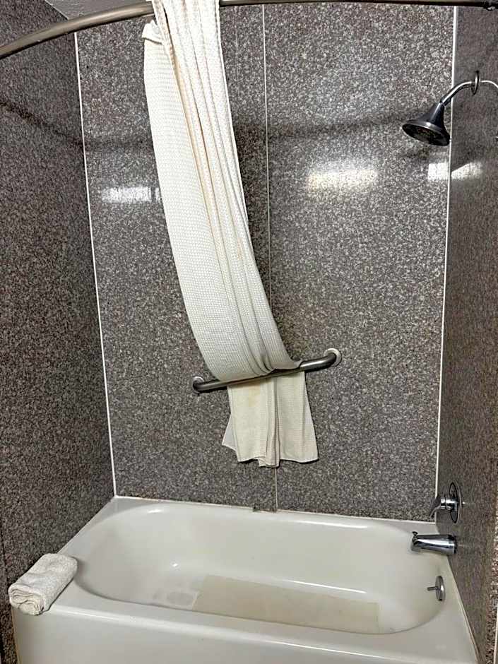 Executive Inn