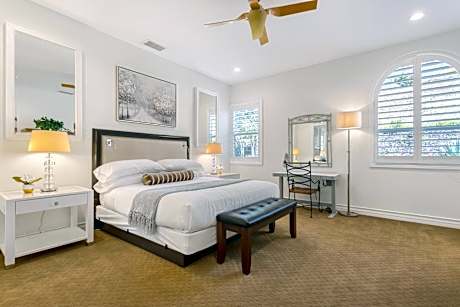 King Suite with Spa Bath