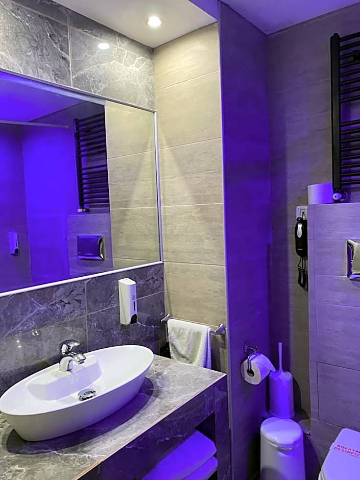 Athina Airport Hotel