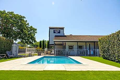 Brit Hotel Confort Manosque Cadarache