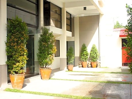 Le Beato Hotel-Style Residences