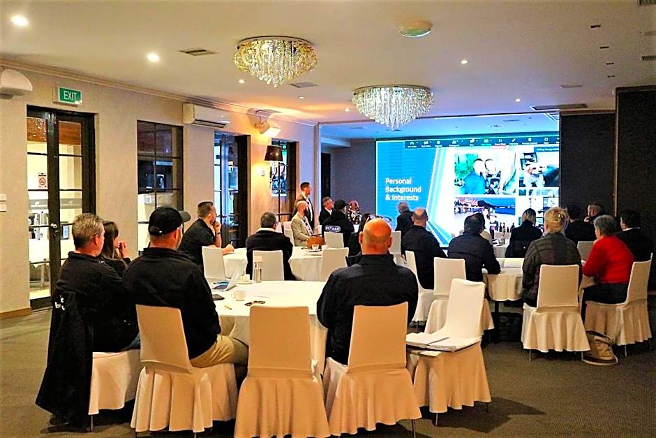 Eltham Gateway Hotel