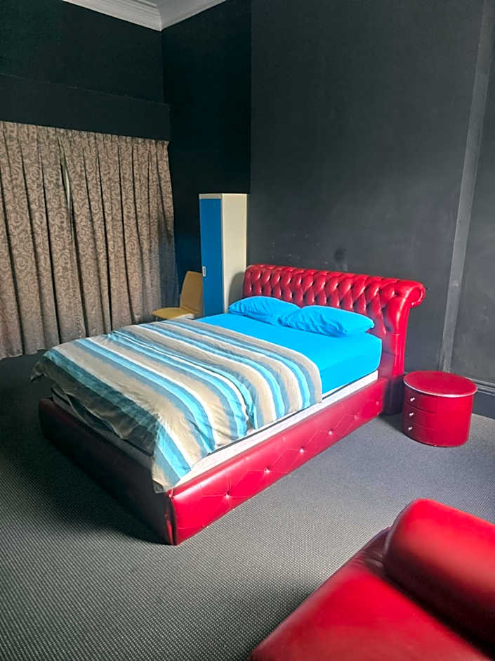 Backpackers Imperial Hotel