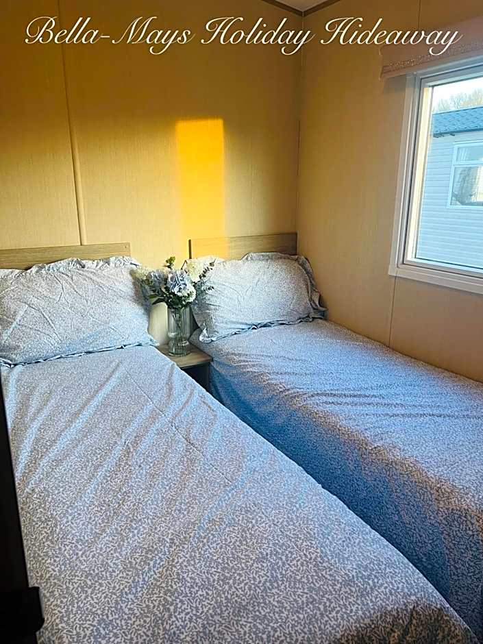 Bella-Mays Holiday Hideaway