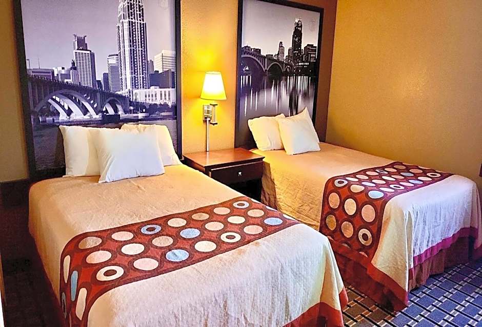 Deluxe 2 Double Beds — 3 fotoğraftan 1. fotoğraf
