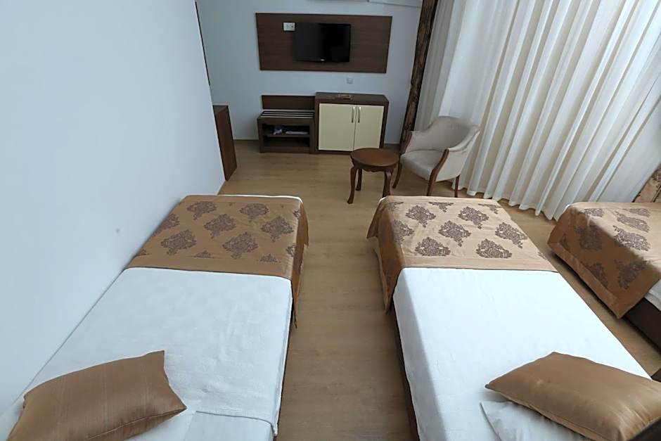 Photo 1 of 9 of Standard 1 Double Bed or 2 Beds, Side Sea View