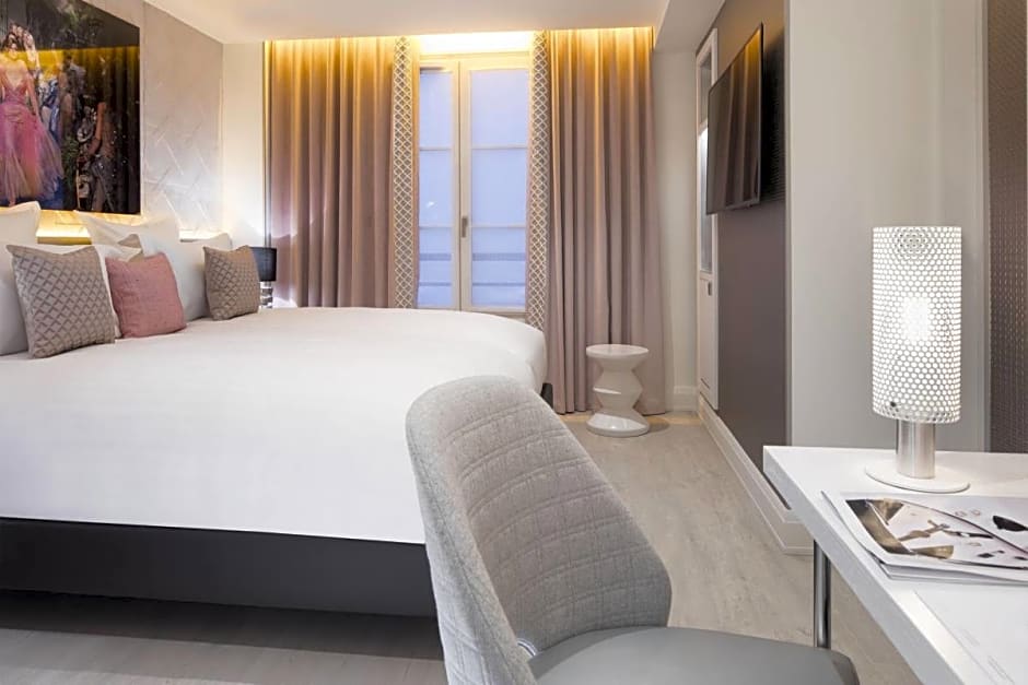 Hôtel Dress Code