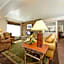 Clubhouse Inn