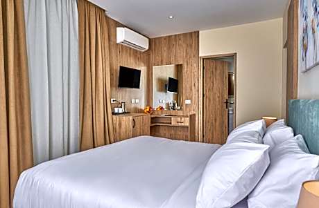 Standard Double Room With Panoramic Pyramids View