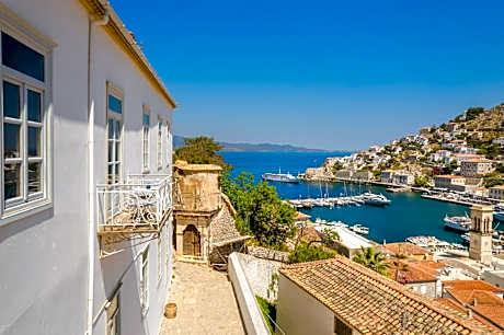 Hydra Hotel