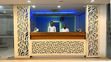 Hotel Khan Palace