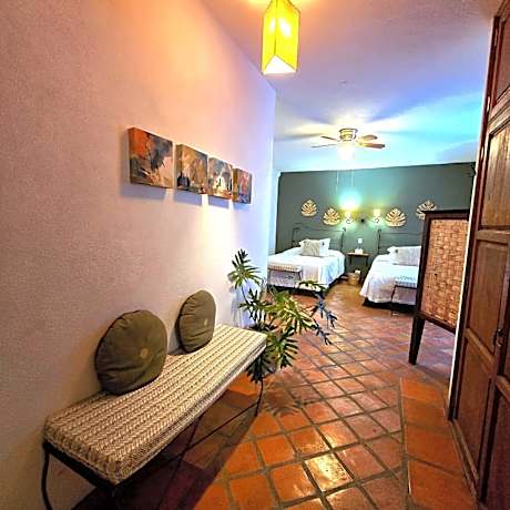 Standard Twin Room B