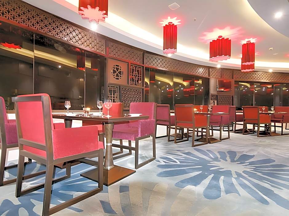 Lemon Tree Hotel Banjara Hills