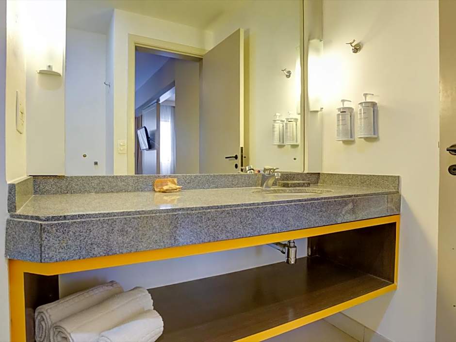 Quality Suites Alphaville