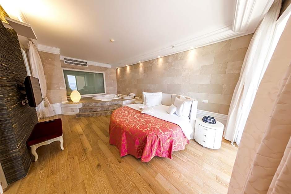 Photo 1 of 14 of Deluxe Suite