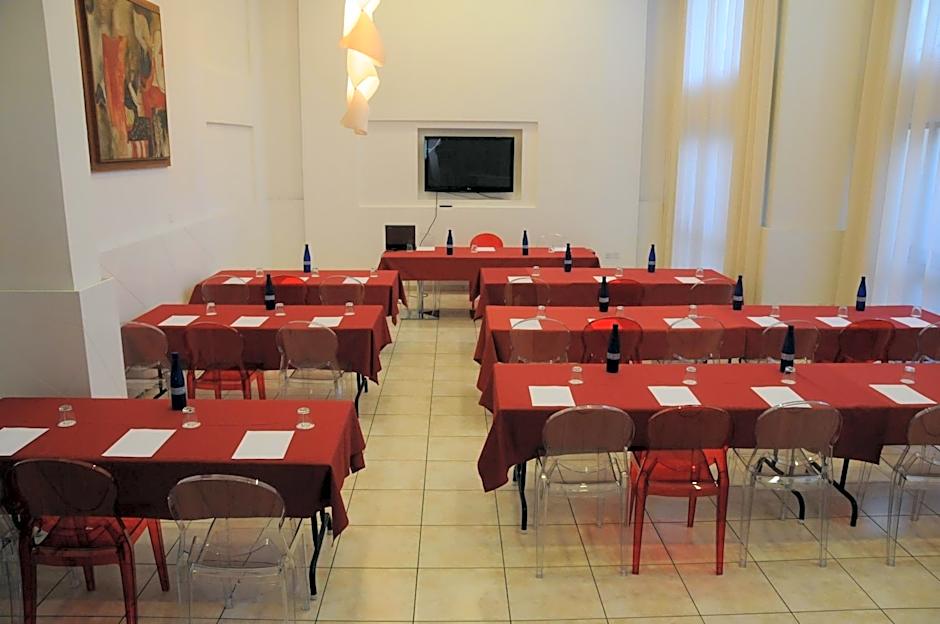 Atrium Zenon Hotel Apartments