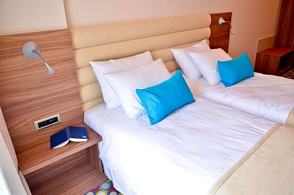 Hotel Capitolina City Chic