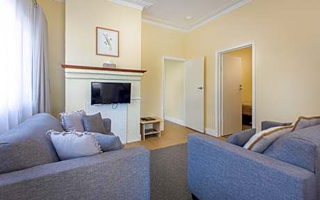 Art Deco Two-Bedroom Apartment