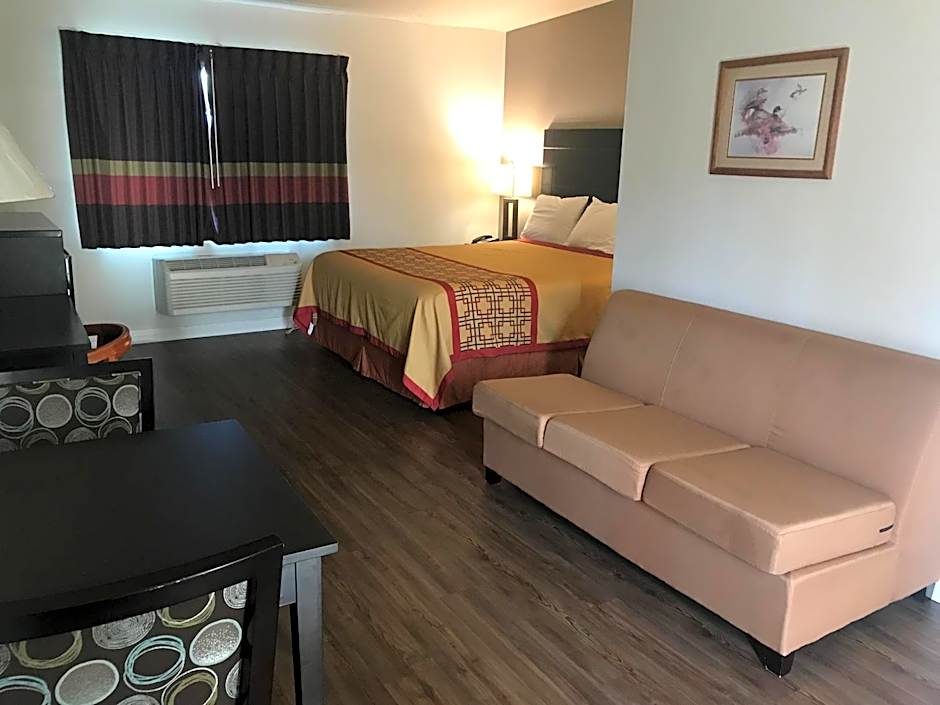 Manhattan Inn & Suites