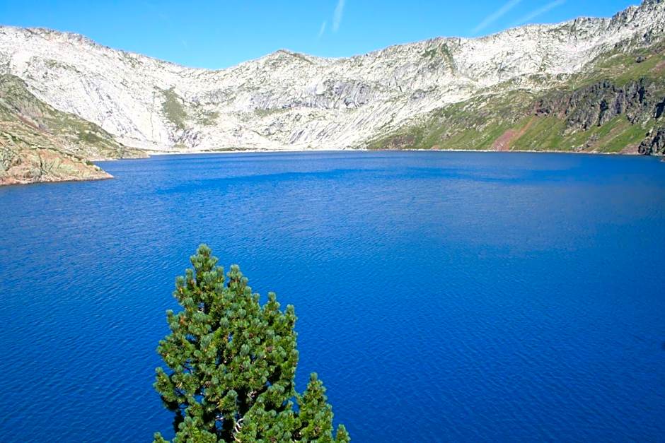 Hotel Llacs De Cardos