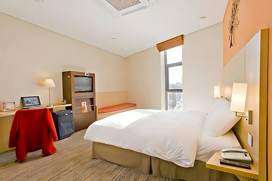 Central Seven Hotel by Kwon Busan Seomyeon