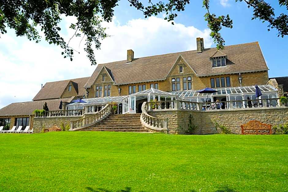 Cricklade House Hotel, Sure Hotel Collection by Best Western