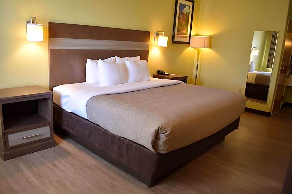 Quality Inn & Suites Gallup I-40 Exit 20