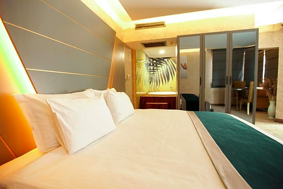 The Life Hotel & Spa